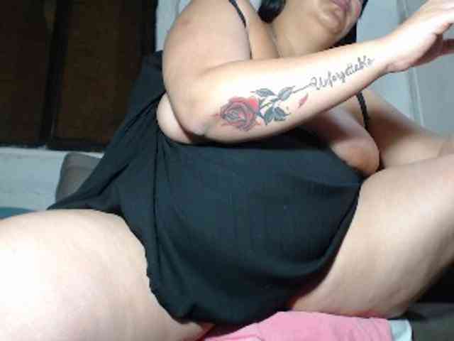 MaguieBbw webcam