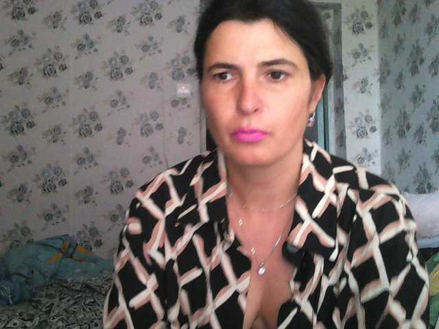 Karolina33 live cam on BongaCams
