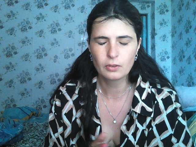 Karolina33 live cam on BongaCams