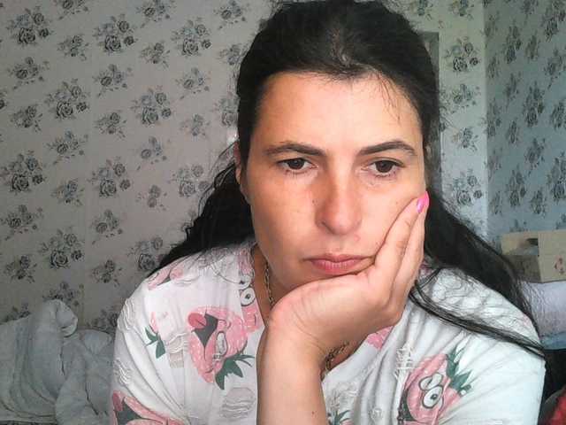 Karolina33 live cam on BongaCams