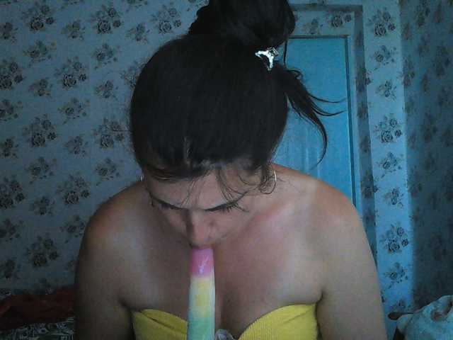 Karolina33 live cam on BongaCams
