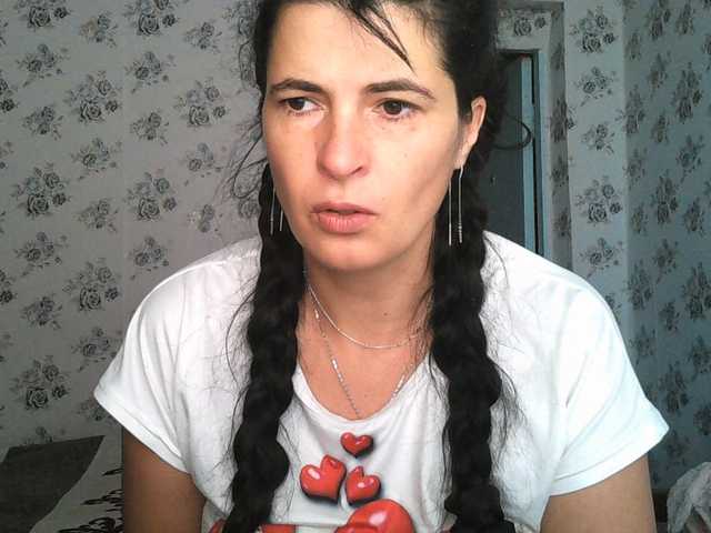 Karolina33 live cam on BongaCams