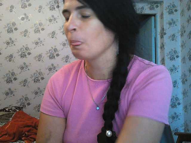Karolina33 live cam on BongaCams