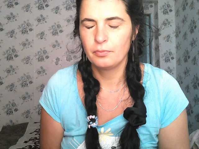 Karolina33 live cam on BongaCams