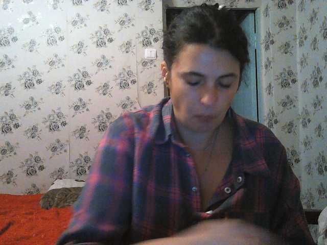Karolina33 live cam on BongaCams