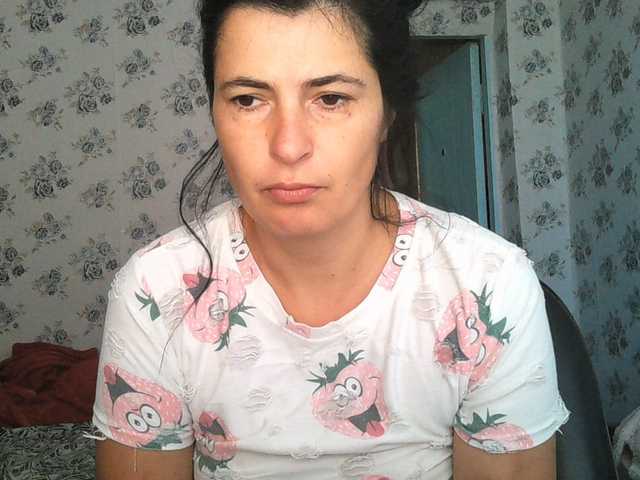 Karolina33 live cam on BongaCams