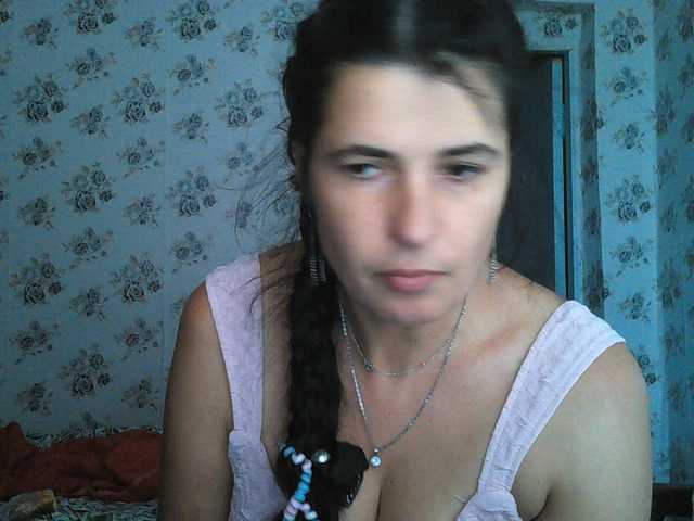 Karolina33 live cam on BongaCams