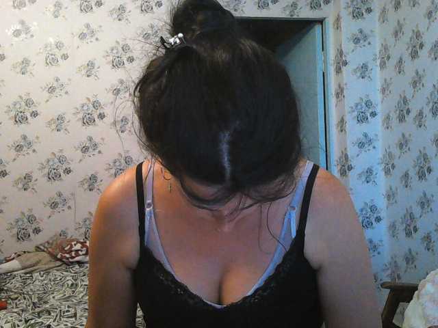 Karolina33 live cam on BongaCams