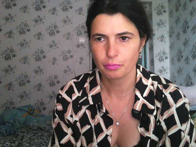 Karolina33 live cam on BongaCams