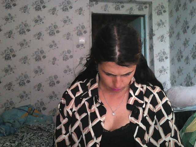 Karolina33 live cam on BongaCams