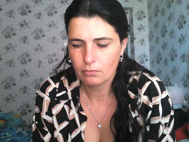 Karolina33 live cam on BongaCams