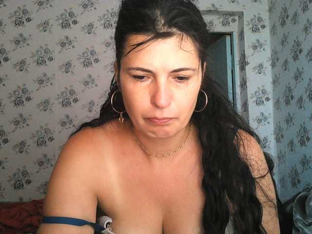 Karolina33 live cam on BongaCams