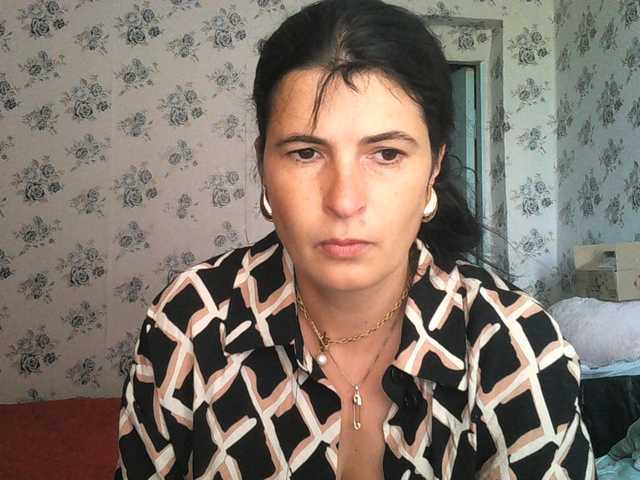 Karolina33 live cam on BongaCams