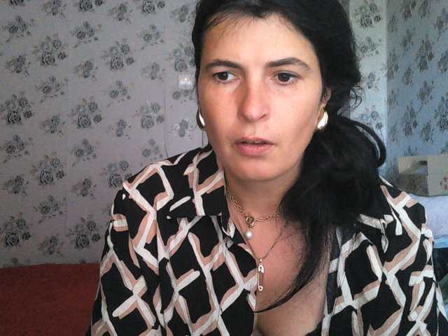 Karolina33 live cam on BongaCams