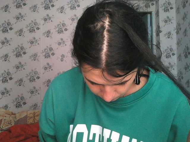 Karolina33 live cam on BongaCams