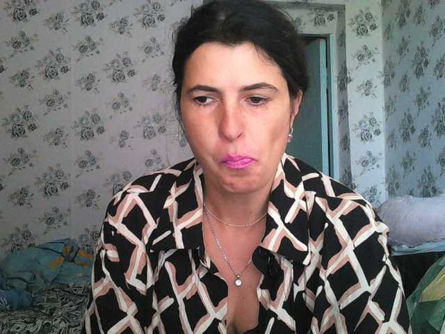 Karolina33 live cam on BongaCams