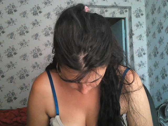 Karolina33 live cam on BongaCams