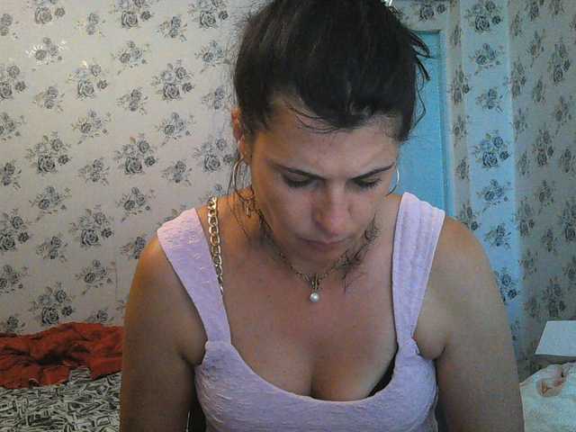 Karolina33 live cam on BongaCams