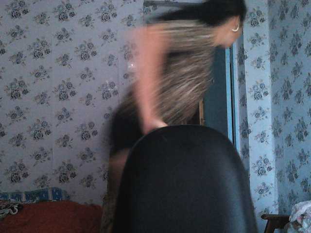 Karolina33 live webcam show