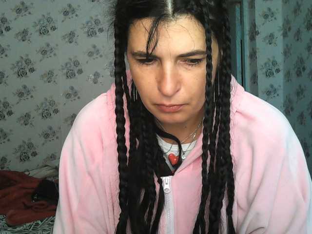 Karolina33 live cam on BongaCams