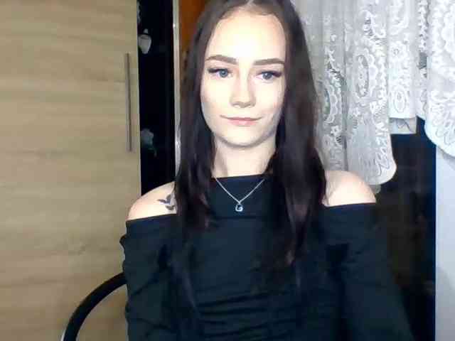 Model: NinaFlirt