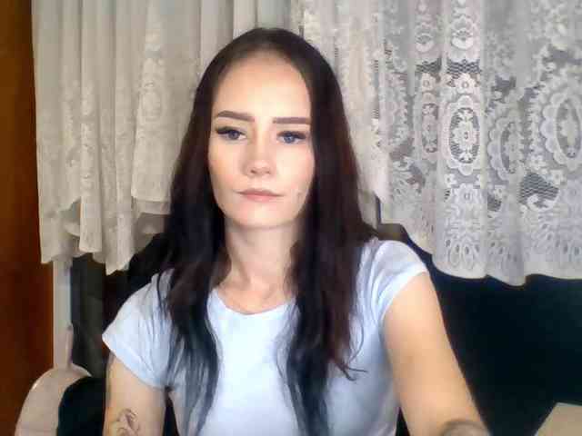 NinaFlirt webcam