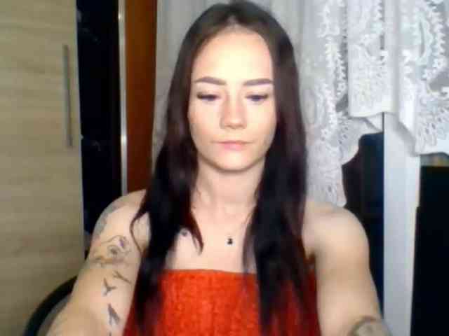 Model: NinaFlirt