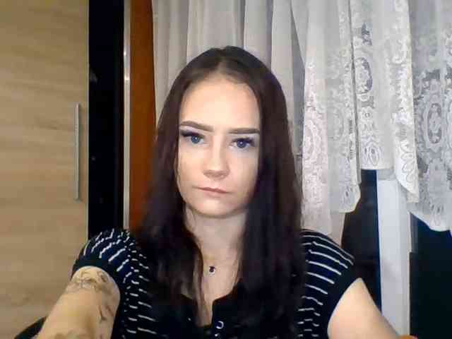 Model: NinaFlirt