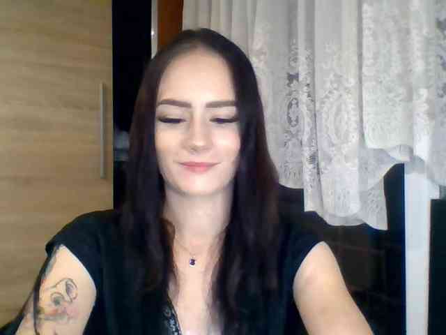 Model: NinaFlirt