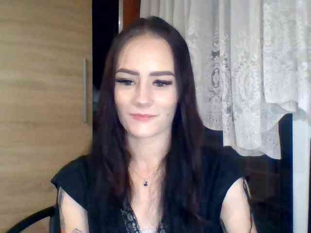 NinaFlirt webcam