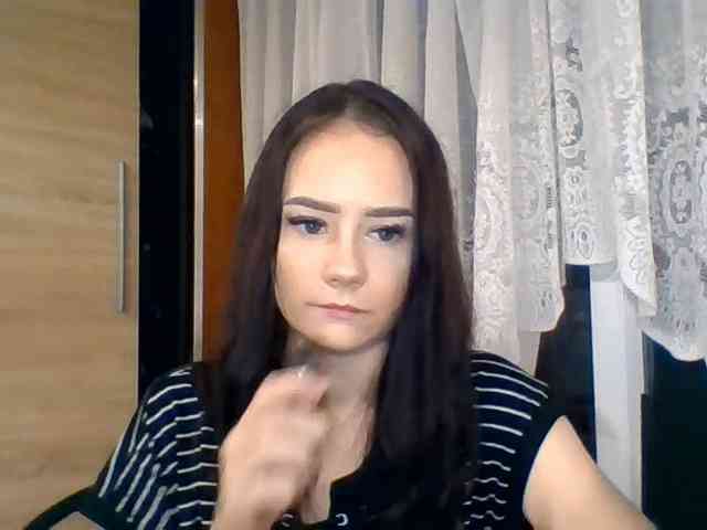 NinaFlirt webcam