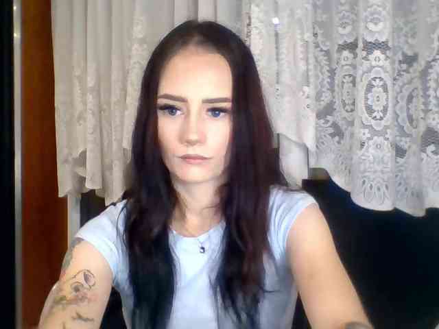 NinaFlirt webcam