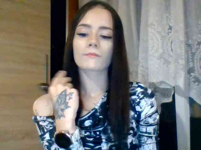 Model: NinaFlirt