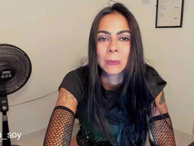 Cata69 live cam on BongaCams