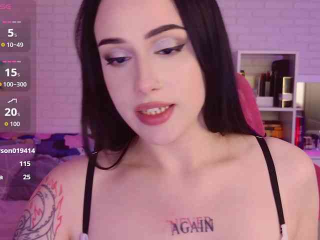 Este modelo está ao vivo agora. Darinek0