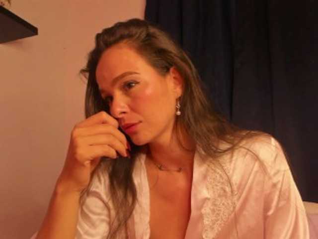 Luevanss live cam on BongaCams