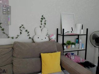 Vanessa-Vibe Porn Show