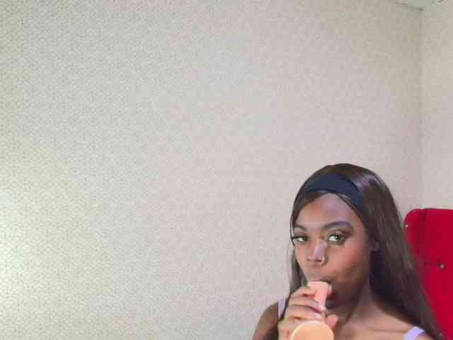 ebonyemily Live Webcam on BongaCams