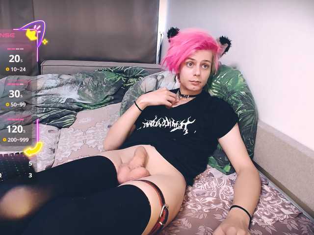 Littlepinkcat live webcam show