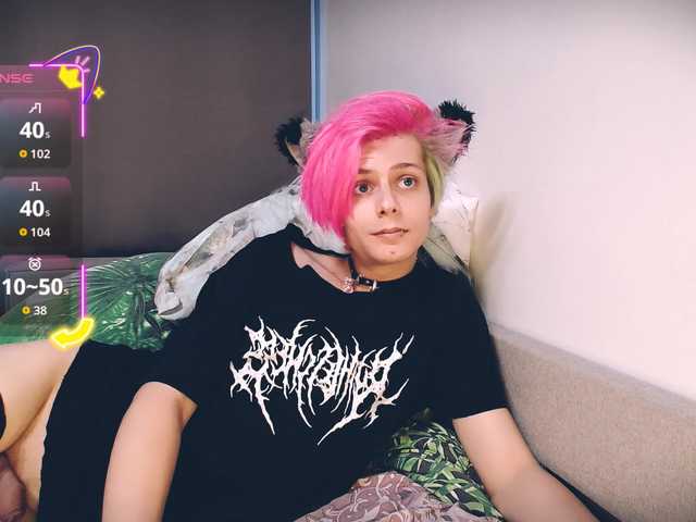 Littlepinkcat live webcam show