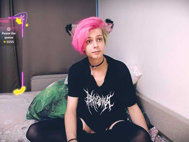 Littlepinkcat live webcam show