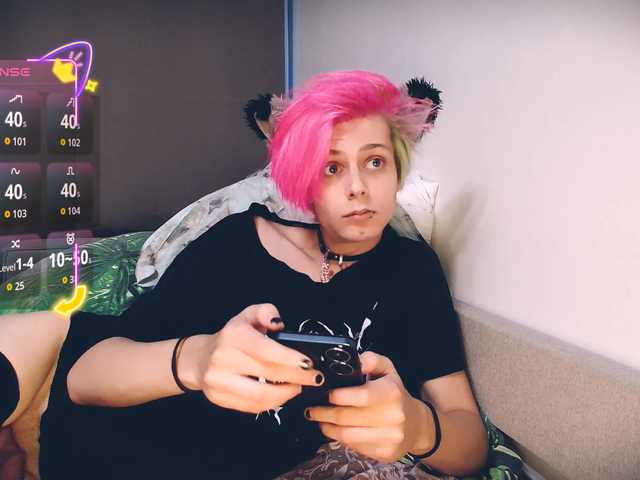 Littlepinkcat live webcam show