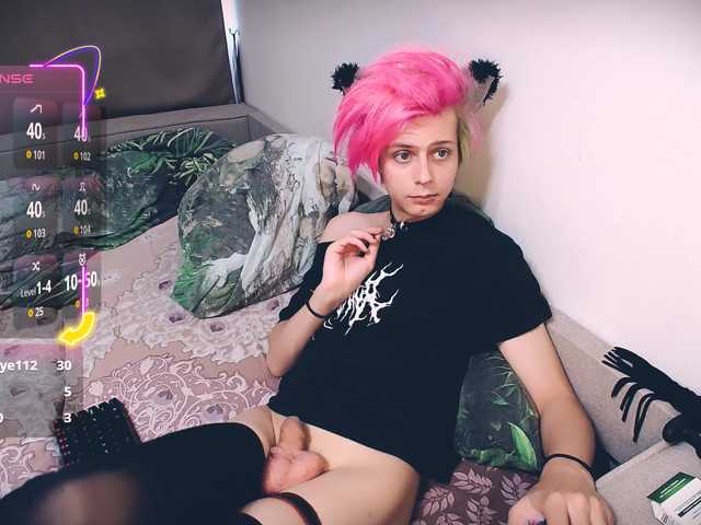 Littlepinkcat live webcam show