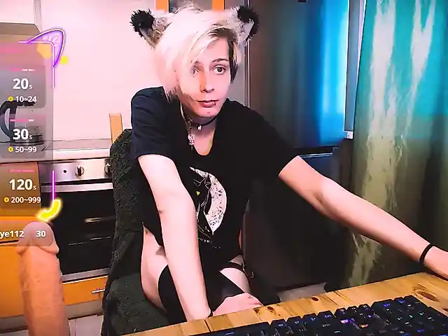 Littlepinkcat