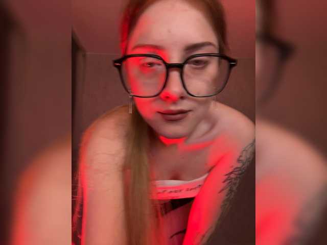 meowluly live cam on BongaCams