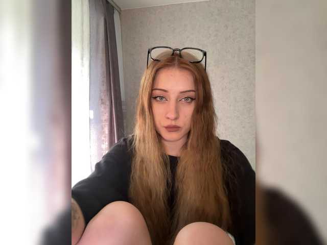 meowluly live cam on BongaCams