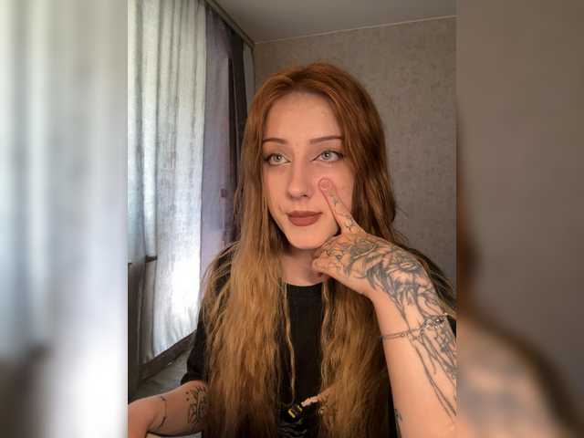 meowluly live cam on BongaCams