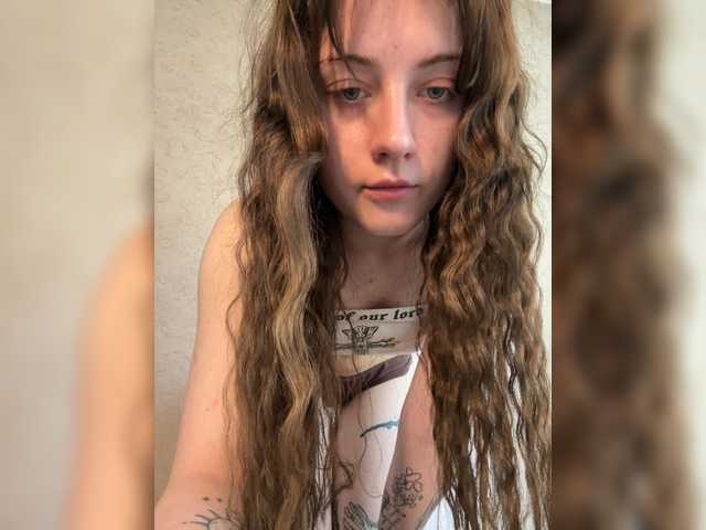 meowluly live cam on BongaCams