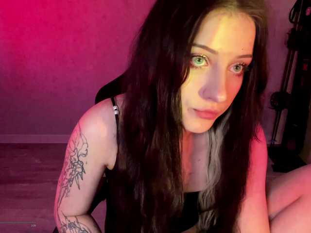 meowluly's BongaCams show and profile
