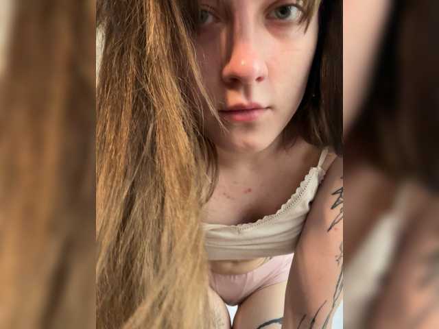 meowluly live cam on BongaCams